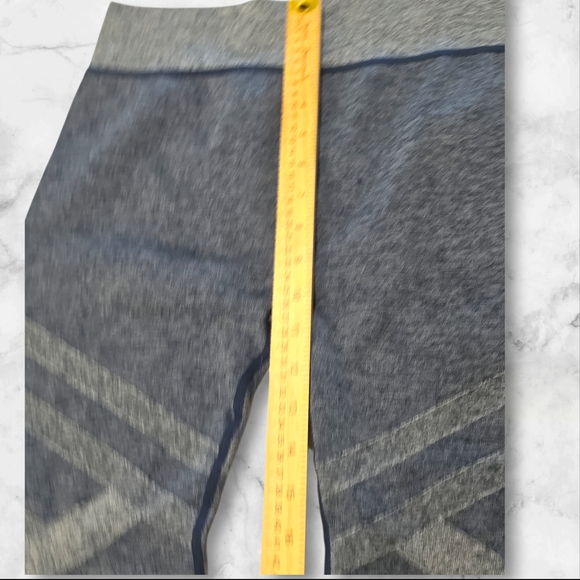 BCG Woman's Blue and Gray Running Athletic Gym Leggings Size Xtra Large (XL) B53 - Picture 6 of 9